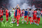 22.04.2026, Fussball DFB-Pokal  2025/2026 Halbfinale, Bayer Leverkusen - FC Bayern München, in der BayArena Leverkusen. Harry Kane (FC Bayern München) freut sich über den Finaleinzug. 