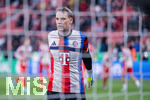 22.04.2026, Fussball DFB-Pokal  2025/2026 Halbfinale, Bayer Leverkusen - FC Bayern München, in der BayArena Leverkusen. Manuel Neuer (FC Bayern München)  