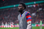 22.04.2026, Fussball DFB-Pokal  2025/2026 Halbfinale, Bayer Leverkusen - FC Bayern München, in der BayArena Leverkusen. Alphonso Davies (FC Bayern München)