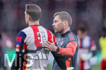 22.04.2026, Fussball DFB-Pokal  2025/2026 Halbfinale, Bayer Leverkusen - FC Bayern München, in der BayArena Leverkusen. Torwarttrainer Michael Rechner (FC Bayern München), Manuel Neuer (FC Bayern München)  