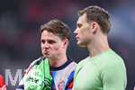 22.04.2026, Fussball DFB-Pokal  2025/2026 Halbfinale, Bayer Leverkusen - FC Bayern München, in der BayArena Leverkusen. Jonas Urbig (FC Bayern München) , Manuel Neuer (FC Bayern München)  