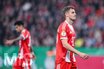 22.04.2026, Fussball DFB-Pokal  2025/2026 Halbfinale, Bayer Leverkusen - FC Bayern München, in der BayArena Leverkusen. Josip Stanisic (FC Bayern München)  


