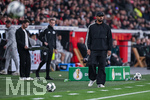 22.04.2026, Fussball DFB-Pokal  2025/2026 Halbfinale, Bayer Leverkusen - FC Bayern München, in der BayArena Leverkusen. Trainer Vincent Kompany (FC Bayern München) 


