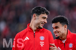 22.04.2026, Fussball DFB-Pokal  2025/2026 Halbfinale, Bayer Leverkusen - FC Bayern München, in der BayArena Leverkusen. Aleksander Pavlovic (FC Bayern München), Luis Diaz (FC Bayern München)  


