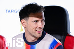22.04.2026, Fussball DFB-Pokal  2025/2026 Halbfinale, Bayer Leverkusen - FC Bayern München, in der BayArena Leverkusen. Leon Goretzka (FC Bayern München)  sitzt auf der Auswechselbank,


