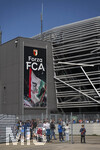 25.04.2026, Fussball 1. Bundesliga 2025/2026, 31.Spieltag, FC Augsburg - Eintracht Frankfurt, in der WWK-Arena Augsburg.  Aussenansicht der WWK-Arena vor dem Spiel.