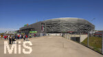 25.04.2026, Fussball 1. Bundesliga 2025/2026, 31.Spieltag, FC Augsburg - Eintracht Frankfurt, in der WWK-Arena Augsburg.  Aussenansicht der WWK-Arena vor dem Spiel. 