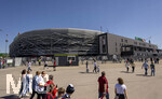 25.04.2026, Fussball 1. Bundesliga 2025/2026, 31.Spieltag, FC Augsburg - Eintracht Frankfurt, in der WWK-Arena Augsburg.  Aussenansicht der WWK-Arena vor dem Spiel. 
