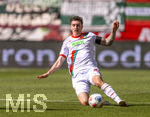 25.04.2026, Fussball 1. Bundesliga 2025/2026, 31.Spieltag, FC Augsburg - Eintracht Frankfurt, in der WWK-Arena Augsburg. Cedric Adrian Zesiger (FC Augsburg) am Ball 