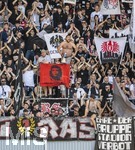 25.04.2026, Fussball 1. Bundesliga 2025/2026, 31.Spieltag, FC Augsburg - Eintracht Frankfurt, in der WWK-Arena Augsburg. Fans Frankfurt in ihrem Block 