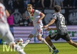 25.04.2026, Fussball 1. Bundesliga 2025/2026, 31.Spieltag, FC Augsburg - Eintracht Frankfurt, in der WWK-Arena Augsburg. Arthur Chaves (FC Augsburg) in Aktion.