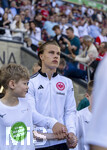 25.04.2026, Fussball 1. Bundesliga 2025/2026, 31.Spieltag, FC Augsburg - Eintracht Frankfurt, in der WWK-Arena Augsburg.  Love Arrhov (Eintracht Frankfurt) 
