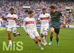 26.04.2026, Fussball 1. Bundesliga 2025/2026, 31.Spieltag, VfB Stuttgart - SV Werder Bremen, in der MHP-Arena Stuttgart, v.l. Lorenz Assignon (Stuttgart), Angelo Stiller (Stuttgart), und Luca Jaquez (Stuttgart) gegen Olivier Deman (Werder Bremen) 


