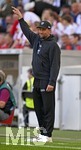 26.04.2026, Fussball 1. Bundesliga 2025/2026, 31.Spieltag, VfB Stuttgart - SV Werder Bremen, in der MHP-Arena Stuttgart, Trainer Sebastian Hoeneß (Stuttgart) skeptisch,


