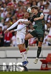 26.04.2026, Fussball 1. Bundesliga 2025/2026, 31.Spieltag, VfB Stuttgart - SV Werder Bremen, in der MHP-Arena Stuttgart, v.l. Maximilian Mittelstädt (Stuttgart) gegen Jens Stage (Werder Bremen) 

