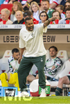 26.04.2026, Fussball 1. Bundesliga 2025/2026, 31.Spieltag, VfB Stuttgart - SV Werder Bremen, in der MHP-Arena Stuttgart, Trainer Daniel Thioune (Werder Bremen) in Rage an der Seitenlinie.