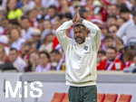 26.04.2026, Fussball 1. Bundesliga 2025/2026, 31.Spieltag, VfB Stuttgart - SV Werder Bremen, in der MHP-Arena Stuttgart, Trainer Daniel Thioune (Werder Bremen) in Rage an der Seitenlinie. 