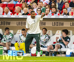 26.04.2026, Fussball 1. Bundesliga 2025/2026, 31.Spieltag, VfB Stuttgart - SV Werder Bremen, in der MHP-Arena Stuttgart, Trainer Daniel Thioune (Werder Bremen) in Rage an der Seitenlinie.