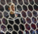 26.04.2026, Fussball 1. Bundesliga 2025/2026, 31.Spieltag, VfB Stuttgart - SV Werder Bremen, in der MHP-Arena Stuttgart, Torwart Alexander Nübel (Stuttgart) beim Aufwärmen hinter dem Tornetz.