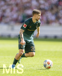 26.04.2026, Fussball 1. Bundesliga 2025/2026, 31.Spieltag, VfB Stuttgart - SV Werder Bremen, in der MHP-Arena Stuttgart, Romano Schmid (Werder Bremen) am Ball 