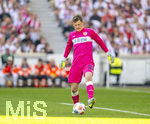 26.04.2026, Fussball 1. Bundesliga 2025/2026, 31.Spieltag, VfB Stuttgart - SV Werder Bremen, in der MHP-Arena Stuttgart, Torwart Alexander Nübel (Stuttgart) am Ball 