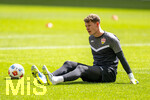 26.04.2026, Fussball 1. Bundesliga 2025/2026, 31.Spieltag, VfB Stuttgart - SV Werder Bremen, in der MHP-Arena Stuttgart, Torwart Alexander Nübel (Stuttgart) beim Aufwärmen.