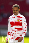 26.04.2026, Fussball 1. Bundesliga 2025/2026, 31.Spieltag, VfB Stuttgart - SV Werder Bremen, in der MHP-Arena Stuttgart, Nikolas Nartey (Stuttgart) beim Aufwärmen 