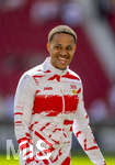 26.04.2026, Fussball 1. Bundesliga 2025/2026, 31.Spieltag, VfB Stuttgart - SV Werder Bremen, in der MHP-Arena Stuttgart, Nikolas Nartey (Stuttgart) zeigt die Zunge beim Aufwärmen 