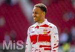 26.04.2026, Fussball 1. Bundesliga 2025/2026, 31.Spieltag, VfB Stuttgart - SV Werder Bremen, in der MHP-Arena Stuttgart, Nikolas Nartey (Stuttgart) beim Aufwärmen 
