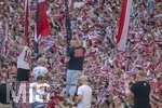 26.04.2026, Fussball 1. Bundesliga 2025/2026, 31.Spieltag, VfB Stuttgart - SV Werder Bremen, in der MHP-Arena Stuttgart, Fans Stuttgart feuern ihr Team an.