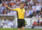 26.04.2026, Fussball 1. Bundesliga 2025/2026, 31.Spieltag, VfB Stuttgart - SV Werder Bremen, in der MHP-Arena Stuttgart, Schiedsrichter Christian Dingert 