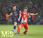 28.04.2026, Fussball UEFA Championsleague 2025/2026: Halbfinale Hinspiel,  Paris St. Germain - FC Bayern München, im Stadion Parc de Princes in Paris (Frankreich). v.l. Vitinha (FC Paris Saint-Germain) gegen Joshua Kimmich (FC Bayern München) 
  

