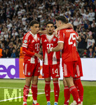 28.04.2026, Fussball UEFA Championsleague 2025/2026: Halbfinale Hinspiel,  Paris St. Germain - FC Bayern München, im Stadion Parc de Princes in Paris (Frankreich). Torjubel Bayern, Jamal Musiala (Bayern München), Luis Diaz (FC Bayern München), Aleksandar Pavlovic (Bayern München) , Harry Kane (FC Bayern München) 
