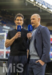 28.04.2026, Fussball UEFA Championsleague 2025/2026: Halbfinale Hinspiel,  Paris St. Germain - FC Bayern München, im Stadion Parc de Princes in Paris (Frankreich). v.li: Mats Hummels und Benedikt Höwedes am AMAZON Prime Mikrofon.
  

