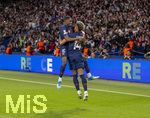 28.04.2026, Fussball UEFA Championsleague 2025/2026: Halbfinale Hinspiel,  Paris St. Germain - FC Bayern München, im Stadion Parc de Princes in Paris (Frankreich). Torjubel, Ousmane Dembele (li, FC Paris Saint-Germain), re: Desire Doue (FC Paris Saint-Germain), 