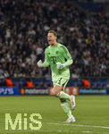 28.04.2026, Fussball UEFA Championsleague 2025/2026: Halbfinale Hinspiel,  Paris St. Germain - FC Bayern München, im Stadion Parc de Princes in Paris (Frankreich). Torwart Manuel Neuer (FC Bayern München) jubelt
  
