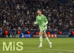 28.04.2026, Fussball UEFA Championsleague 2025/2026: Halbfinale Hinspiel,  Paris St. Germain - FC Bayern München, im Stadion Parc de Princes in Paris (Frankreich). Torwart Manuel Neuer (FC Bayern München) jubelt
  
