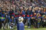 28.04.2026, Fussball UEFA Championsleague 2025/2026: Halbfinale Hinspiel,  Paris St. Germain - FC Bayern München, im Stadion Parc de Princes in Paris (Frankreich). Fotografen vor Beginn des Spieles
  
