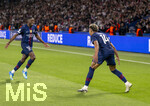 28.04.2026, Fussball UEFA Championsleague 2025/2026: Halbfinale Hinspiel,  Paris St. Germain - FC Bayern München, im Stadion Parc de Princes in Paris (Frankreich). li: Ousmane Dembele (FC Paris Saint-Germain) und Desire Doue (FC Paris Saint-Germain) Torjubel.