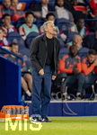 28.04.2026, Fussball UEFA Championsleague 2025/2026: Halbfinale Hinspiel,  Paris St. Germain - FC Bayern München, im Stadion Parc de Princes in Paris (Frankreich). Trainer Luis Enrique (FC Paris Saint-Germain) an der Seitenlinie.