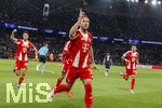 28.04.2026, Fussball UEFA Championsleague 2025/2026: Halbfinale Hinspiel,  Paris St. Germain - FC Bayern München, im Stadion Parc de Princes in Paris (Frankreich).  Harry Kane (FC Bayern München) trifft per Elfmeter zum 0:1 und dreht jubelnd ab. 
