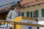 01.05.2026, Bad Wörishofen (Unterallgäu), gelebte Kultur und Brauchtum mit dem Maibaumfest: Das traditionelle Maifest mit Trachtenumzug, Tänzen, Musik und Bewirtung für Bürger und Gäste zieht hunderte Besucher bei sonnigem Frühlingswetter an. Traditionellens Kneippstädter Maifest beim Kunst- und Kulturhaus zum Gugger vom Trachtenverein Alpenblick e.V. Bad Wörishofen.
 