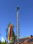 01.05.2026, Bad Wörishofen (Unterallgäu), gelebte Kultur und Brauchtum mit dem Maibaumfest: Das traditionelle Maifest mit Trachtenumzug, Tänzen, Musik und Bewirtung für Bürger und Gäste zieht hunderte Besucher bei sonnigem Frühlingswetter an. Traditionellens Kneippstädter Maifest beim Kunst- und Kulturhaus zum Gugger vom Trachtenverein Alpenblick e.V. Bad Wörishofen. 
 