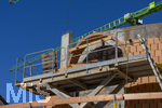 02.05.2026, Bad Wörishofen (Unterallgäu), Baustelle Löwenbräu-Arkaden Bad Wörishofen, der Neubau der Firma Glass aus Mindelheim kommt zügig voran, das Untergeschoss ist schon gut zu erkennen mit dem Rundbau. Neben Wohnungen und Gastronomie und Tiefgaragen entsteht ein Ort der Begegnung im Herzen von Bad Wörishofen.  

