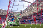 02.05.2026, Fussball Bundesliga 2025/2026, 32.Spieltag, FC Bayern München - 1.FC Heidenheim, in der Allianz-Arena München,   Torwart Jonas Urbig (FC Bayern München) kugelt sich nach dem 0:1 auf dem Boden.


