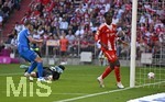 02.05.2026, Fussball Bundesliga 2025/2026, 32.Spieltag, FC Bayern München - 1.FC Heidenheim, in der Allianz-Arena München,   Nicolas Jackson (FC Bayern München) scheitert


