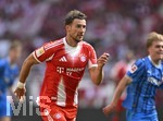 02.05.2026, Fussball Bundesliga 2025/2026, 32.Spieltag, FC Bayern München - 1.FC Heidenheim, in der Allianz-Arena München,   Leon Goretzka (FC Bayern München) spurtet



