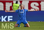 02.05.2026, Fussball Bundesliga 2025/2026, 32.Spieltag, FC Bayern München - 1.FC Heidenheim, in der Allianz-Arena München,   
Budu Zivzivadze (1. FC Heidenheim 1846)  jubelt nach dem 2:3 mit seinen Kollegen

