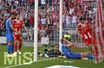 02.05.2026, Fussball Bundesliga 2025/2026, 32.Spieltag, FC Bayern München - 1.FC Heidenheim, in der Allianz-Arena München,   Torwart Diant Ramaj (1.FC Heidenheim) ist geschlagen beim 3:3


