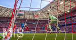 02.05.2026, Fussball Bundesliga 2025/2026, 32.Spieltag, FC Bayern München - 1.FC Heidenheim, in der Allianz-Arena München, Torschuss zum 0:1 von Budu Zivzivadze (li, 1. FC Heidenheim) gegen den Chancenlosen Torwart Jonas Urbig (FC Bayern München) 